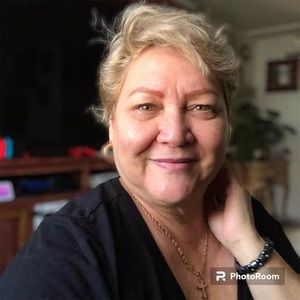 Meet your Posher, Lily